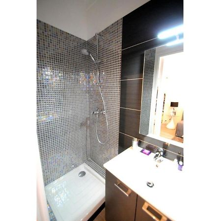 Superbe Studio Meuble Cosy Avec Lit Superconfort Au Calme Jean Medecin Nice Exterior photo